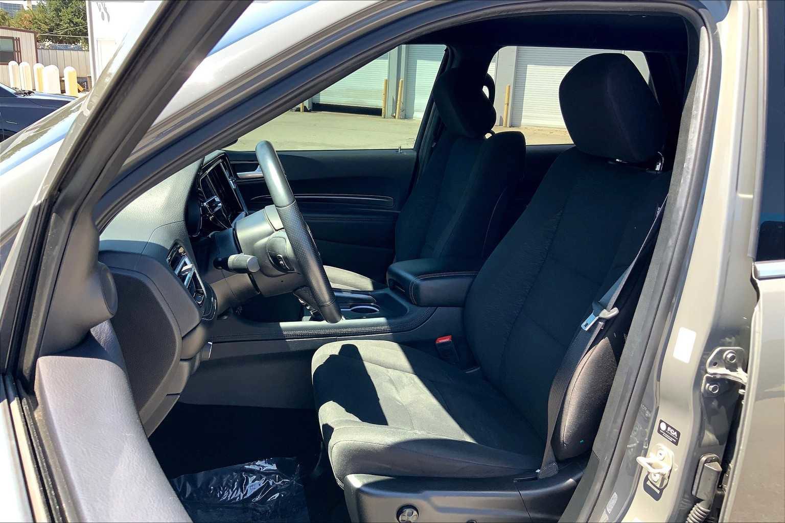 Used 2023 Dodge Durango SXT Launch Edition image 23