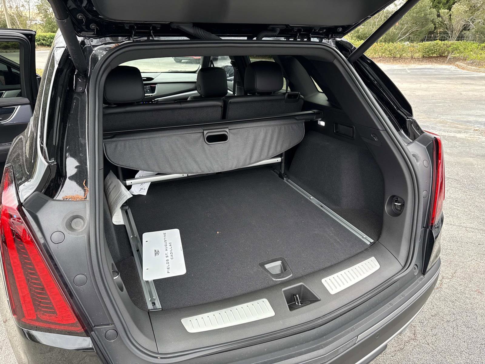 Used 2025 Cadillac XT5 Premium Luxury w/ Technology Package image 11