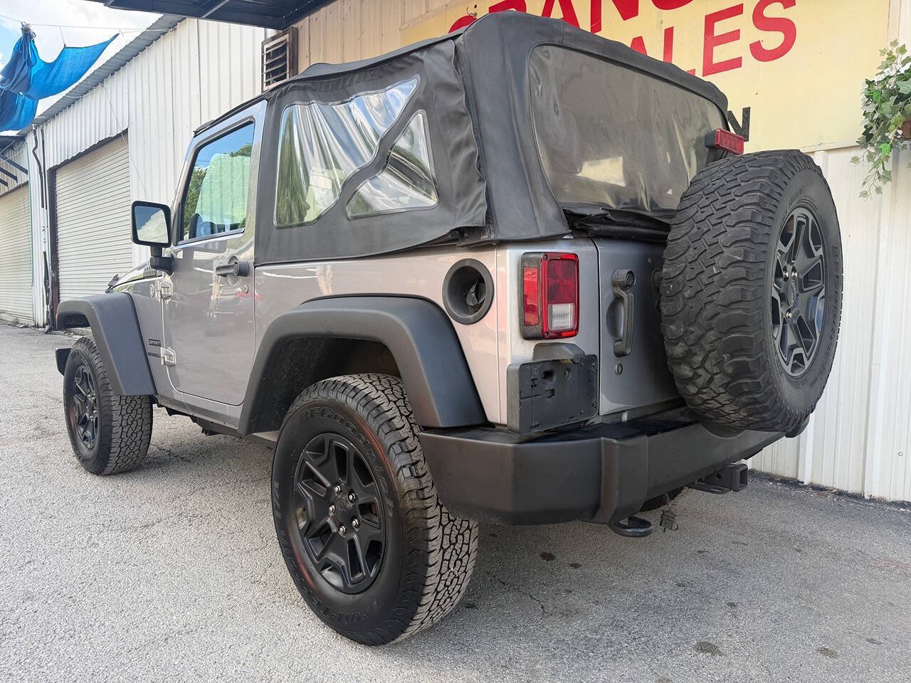 Used 2014 Jeep Wrangler Sport w/ 32" Tire & Wheel Group AWD/4WD image 5