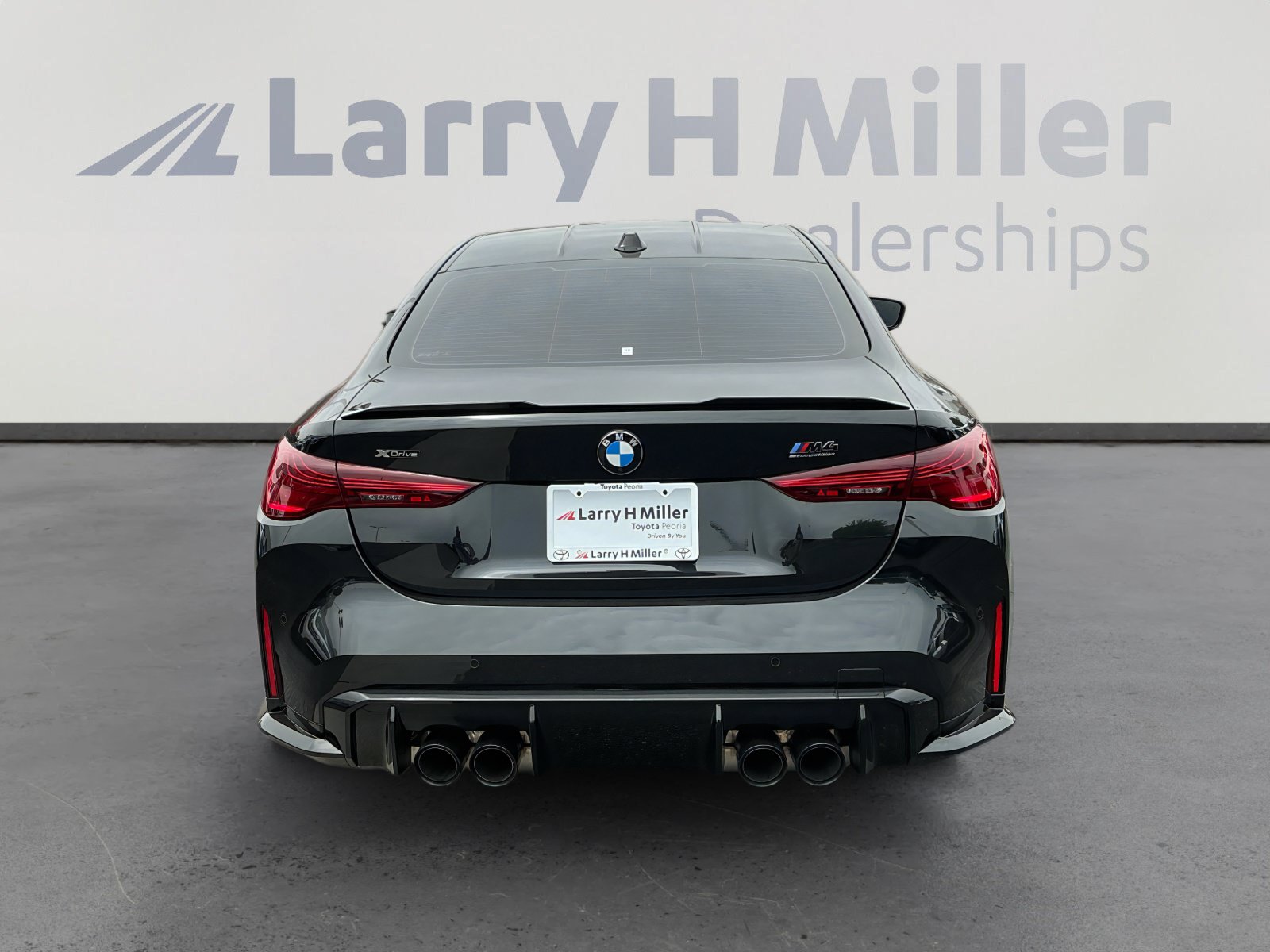 Used 2025 BMW M4 xDrive Competition AWD/4WD image 4