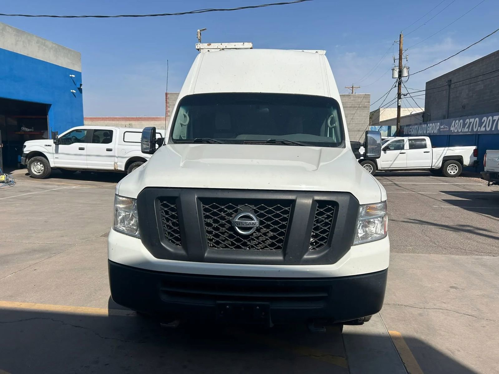 Used 2016 Nissan NV 3500 SV w/ Technology Package image 2