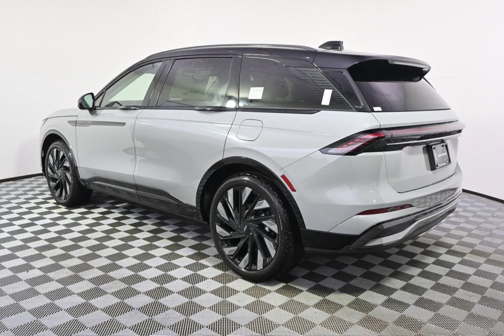 New 2026 Lincoln Nautilus Reserve w/ Jet Appearance Package AWD/4WD image 3