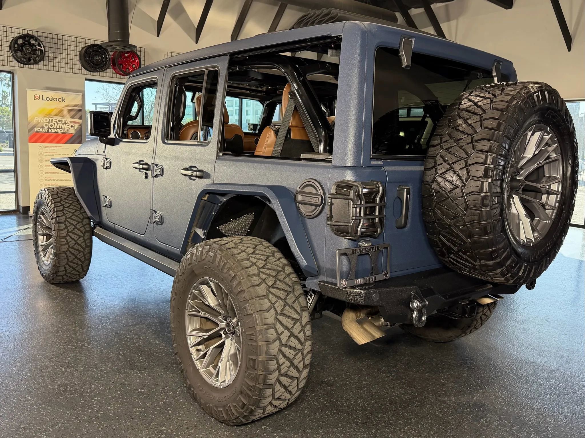 Used 2023 Jeep Wrangler Unlimited Rubicon 392 AWD/4WD image 18