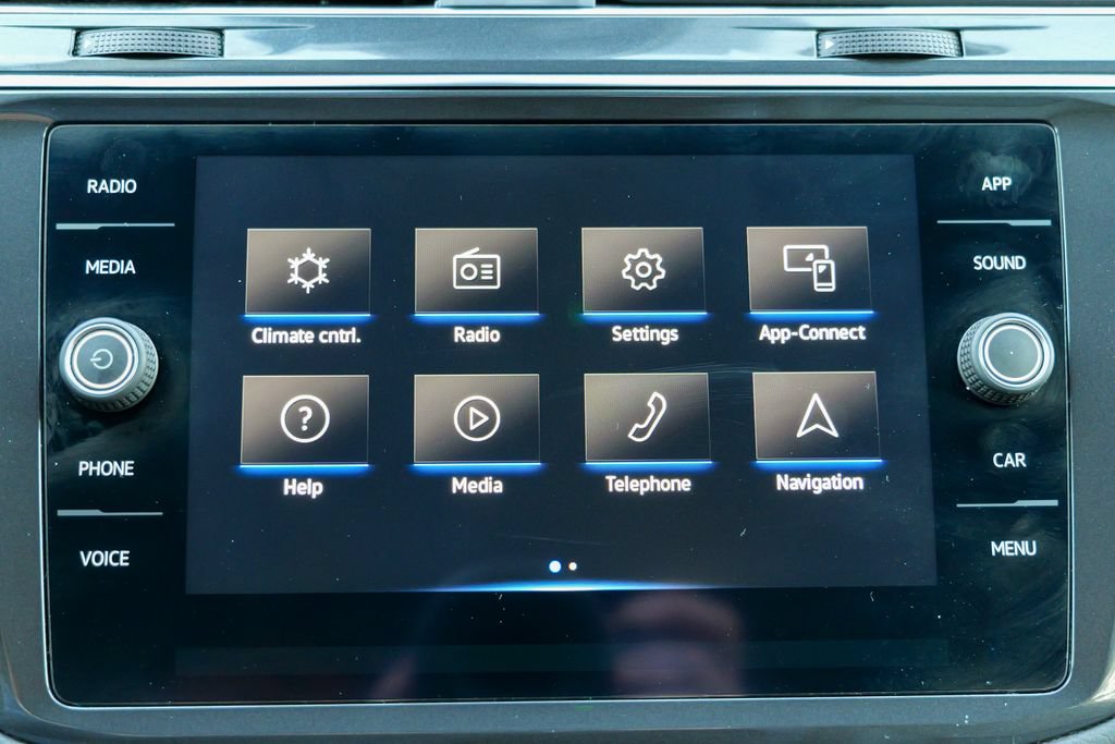 Used 2022 Volkswagen Tiguan SE AWD/4WD image 54