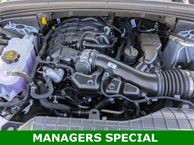 New 2025 Jeep Grand Cherokee Altitude image 30