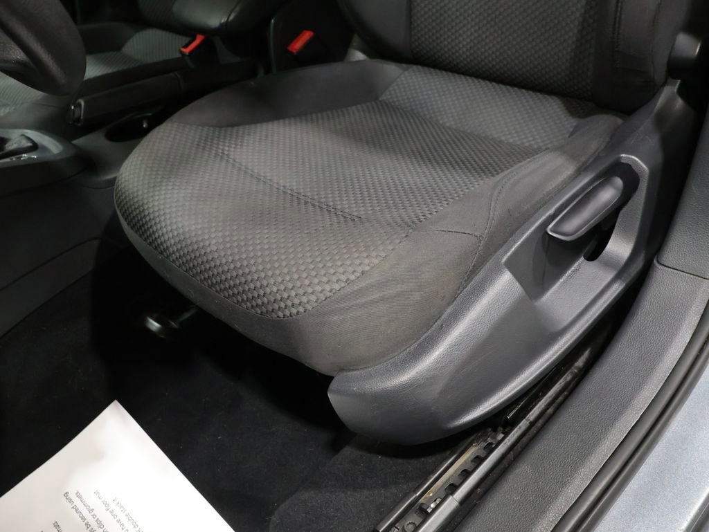 Used 2013 Volkswagen Jetta S image 11