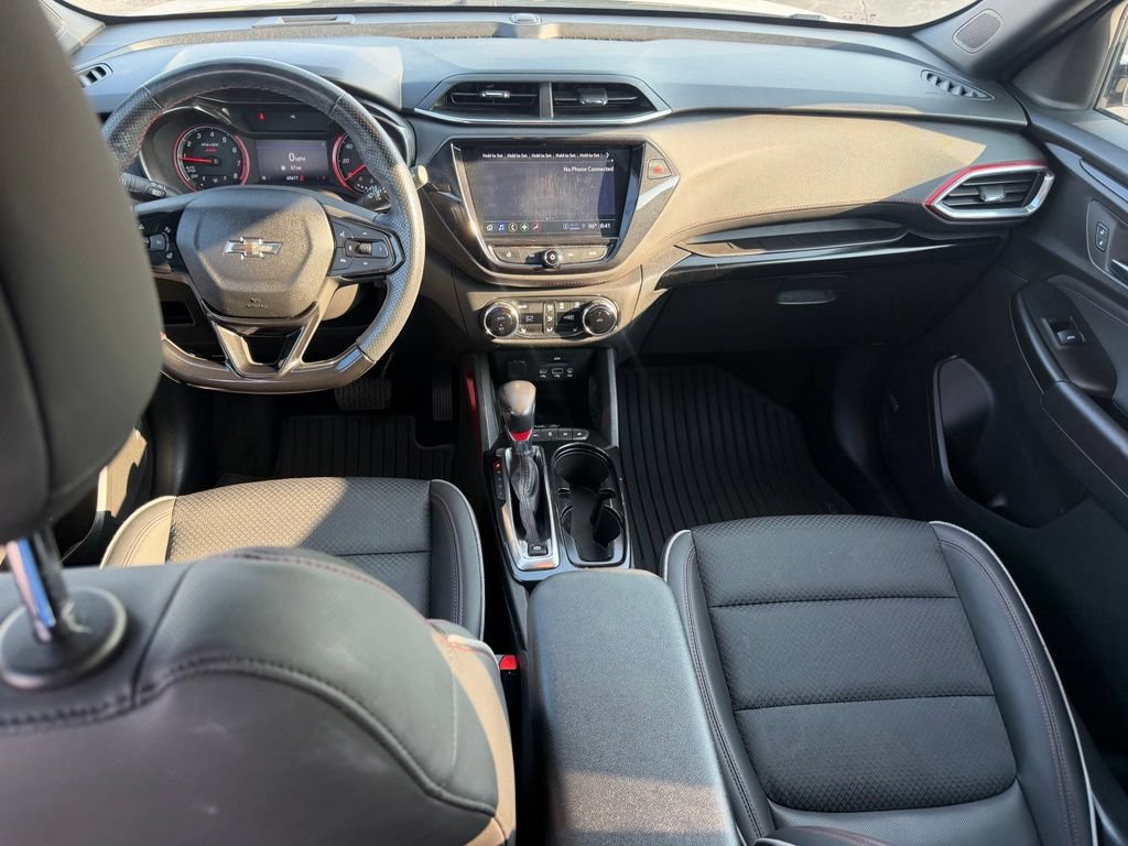 Used 2022 Chevrolet TrailBlazer RS w/ Technology Package FWD image 22