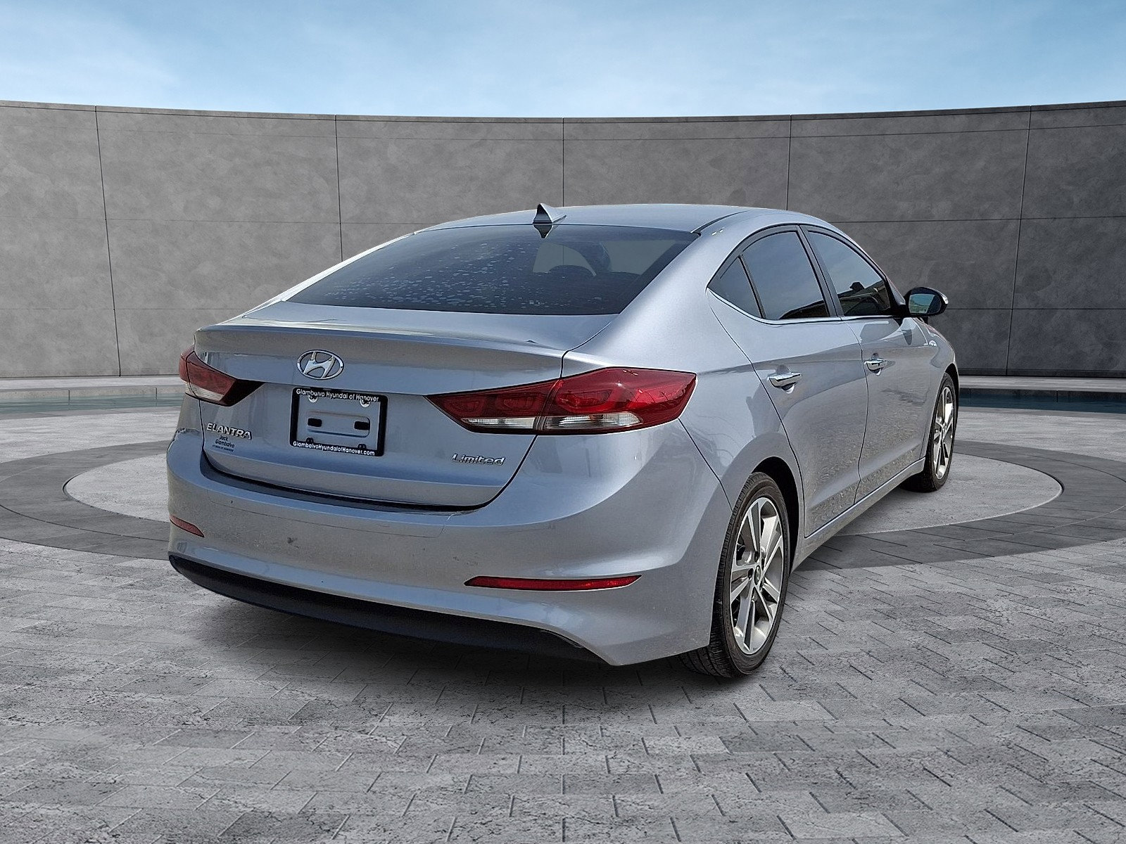 Used 2017 Hyundai Elantra Limited FWD image 10