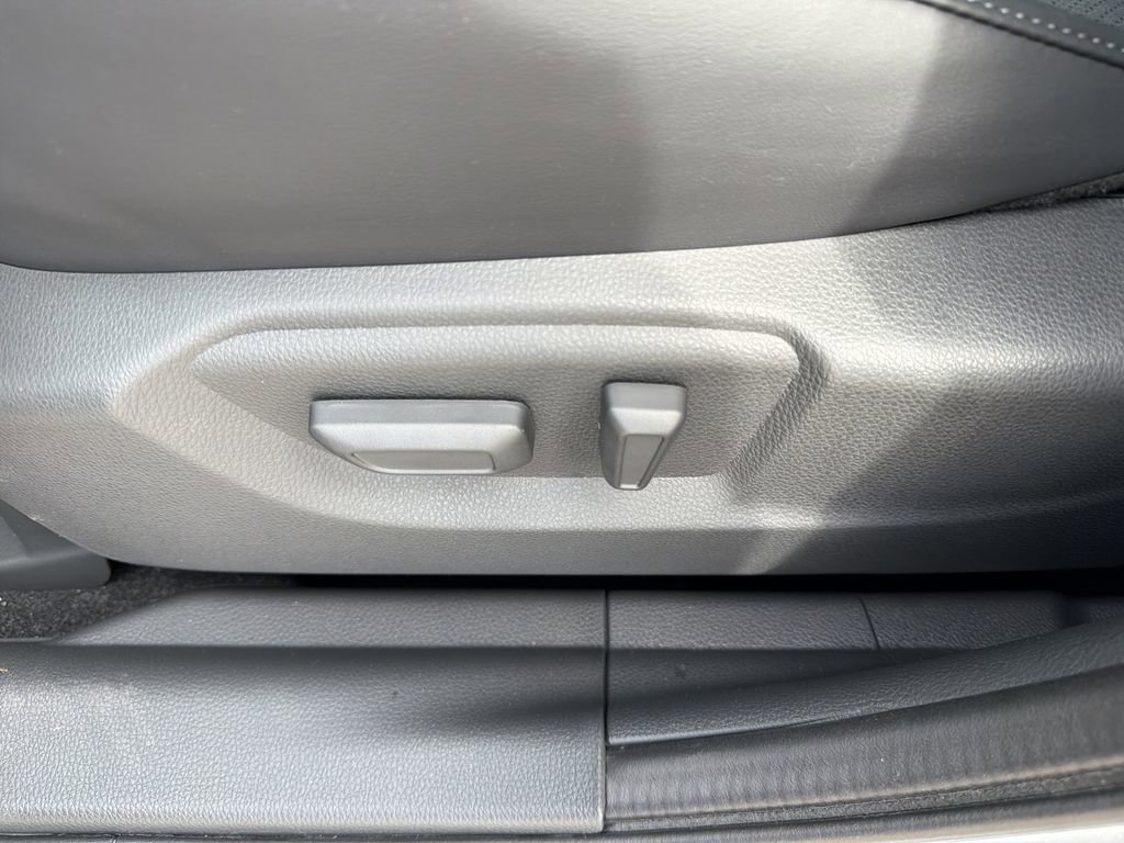 New 2026 Mitsubishi Eclipse Cross Black Edition image 16