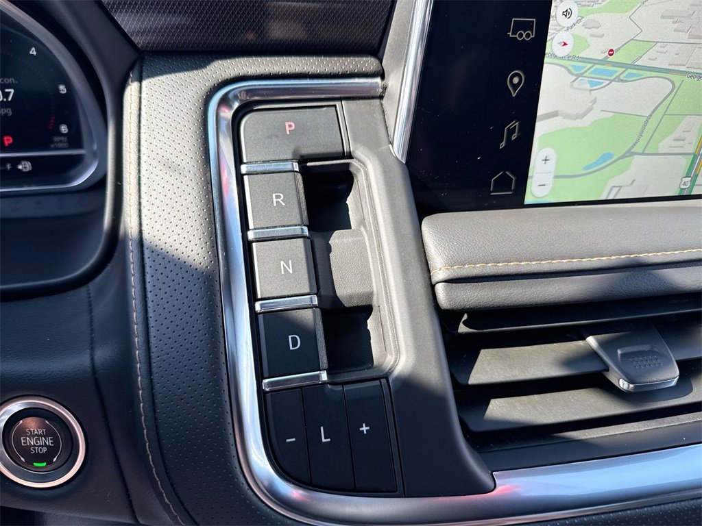 Used 2023 GMC Yukon XL AT4 w/ AT4 Premium Plus Package image 20