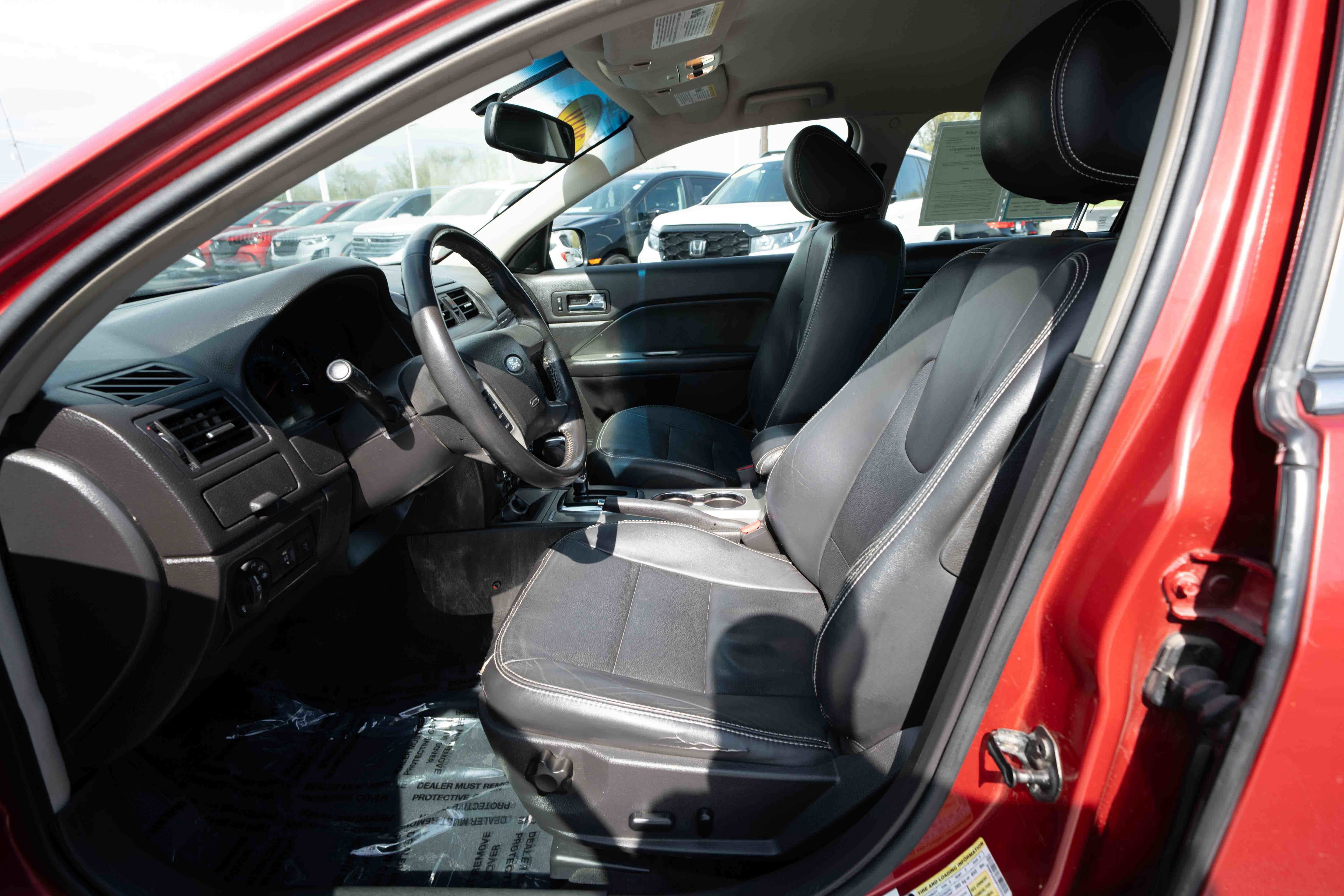 Used 2010 Ford Fusion SEL image 9