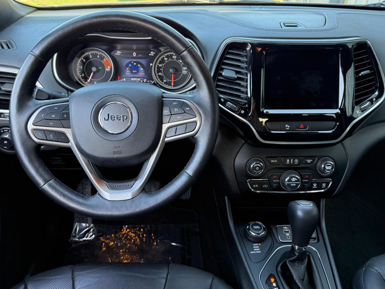 Used 2019 Jeep Cherokee High Altitude image 10