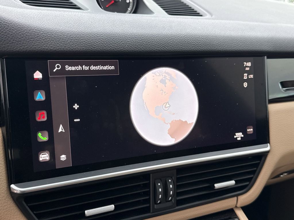 Used 2023 Porsche Cayenne image 22