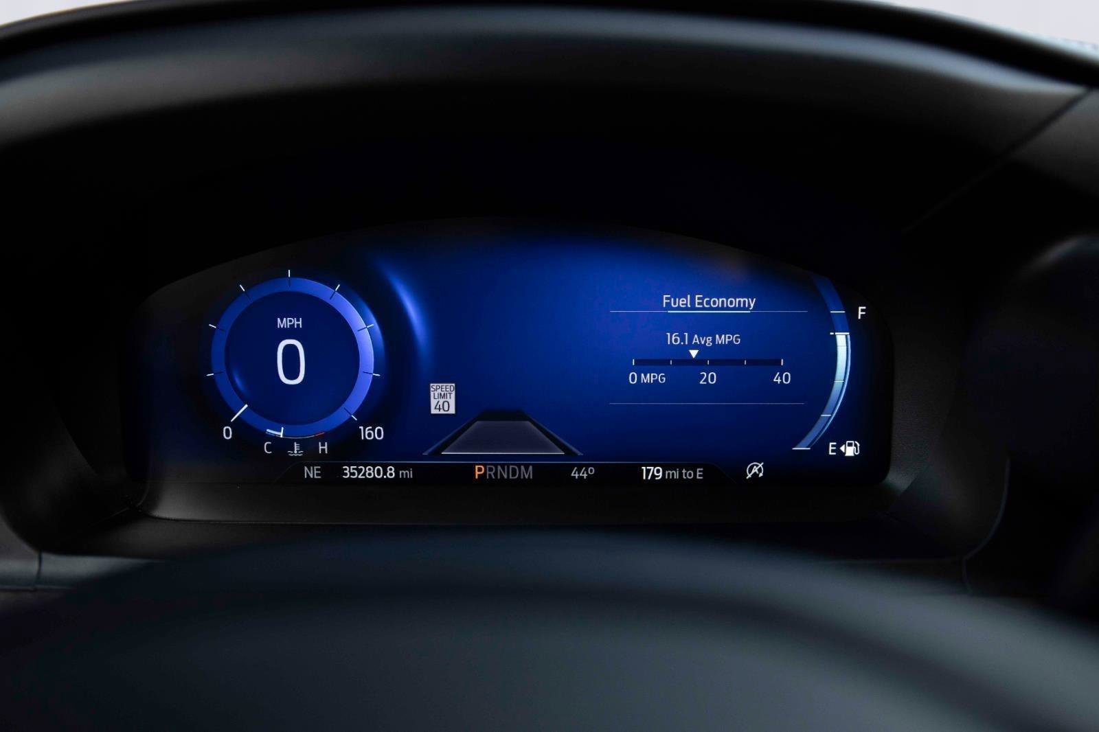 Used 2020 Ford Explorer Platinum w/ Premium Technology Package image 4