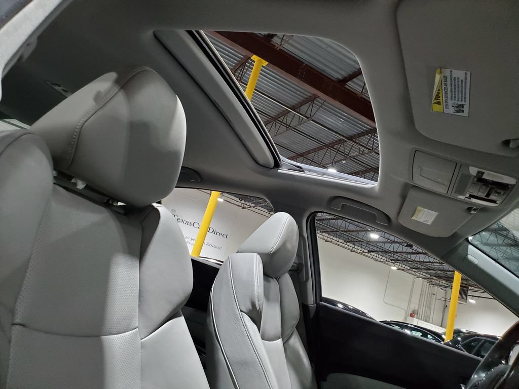 Used 2015 Acura TLX V6 w/ Technology Package FWD image 16