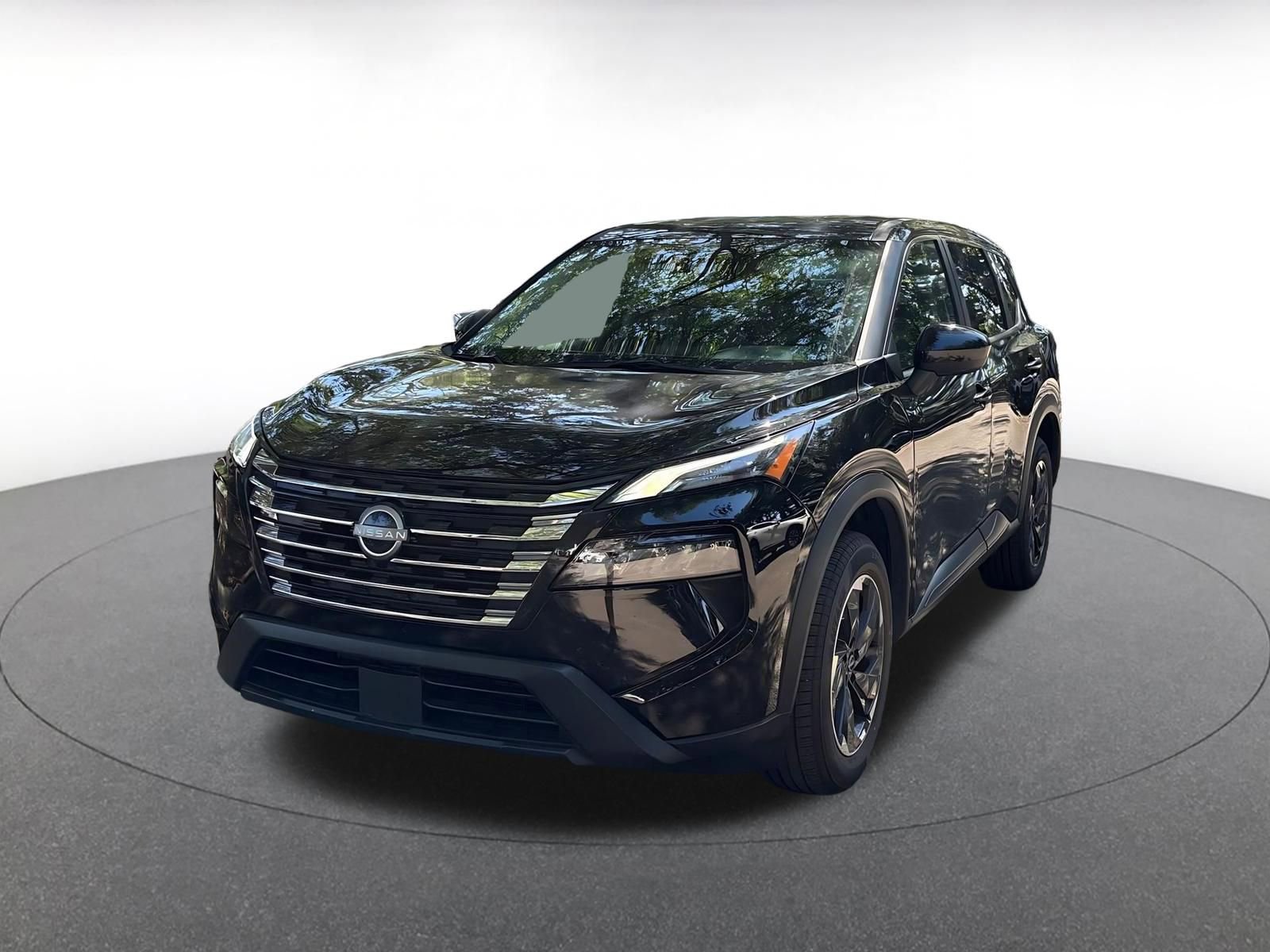 Used 2025 Nissan Rogue SV FWD image 3