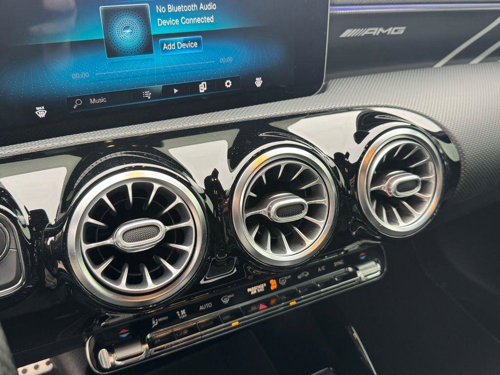 Used 2020 Mercedes-Benz CLA 45 AMG 4MATIC image 21