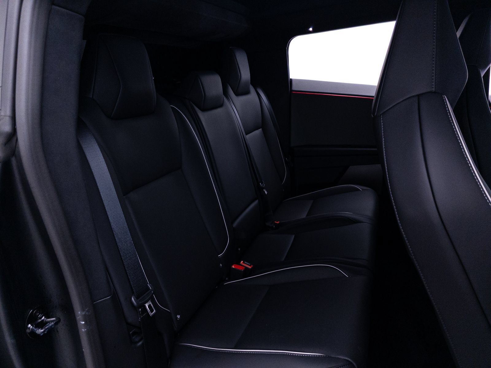 Used 2024 Tesla Cybertruck AWD Crew Cab image 36