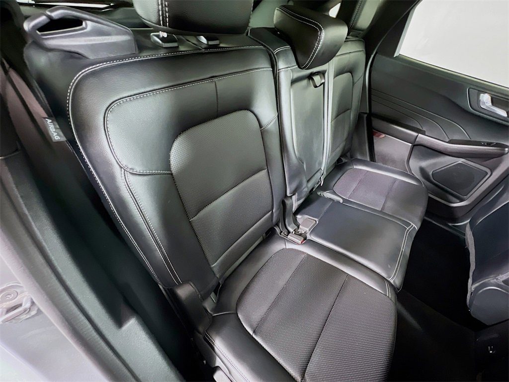 Used 2021 Ford Escape SEL w/ Technology Package image 27