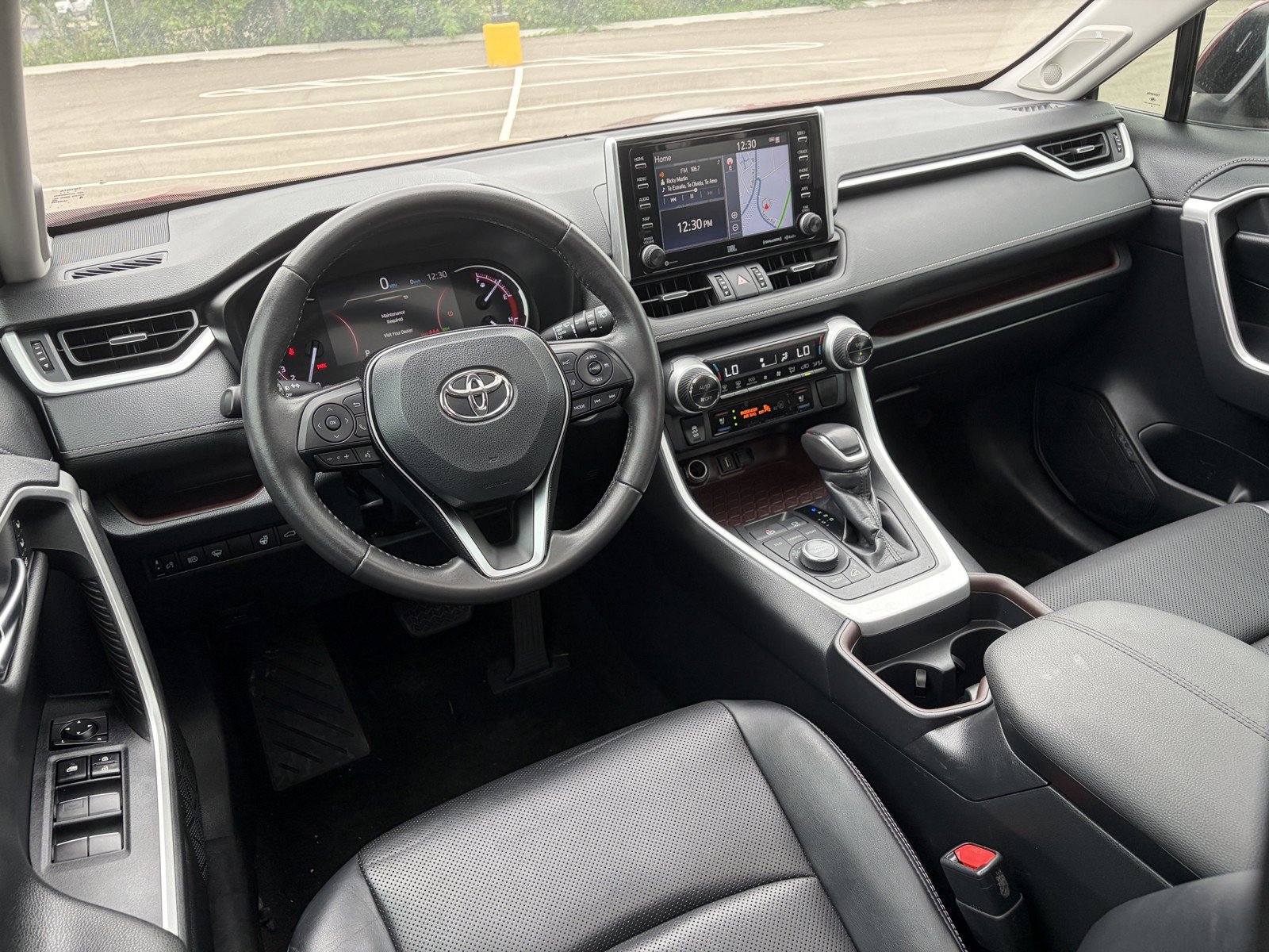 Used 2020 Toyota RAV4 Limited w/ Limited Grade Weather Package AWD/4WD image 10