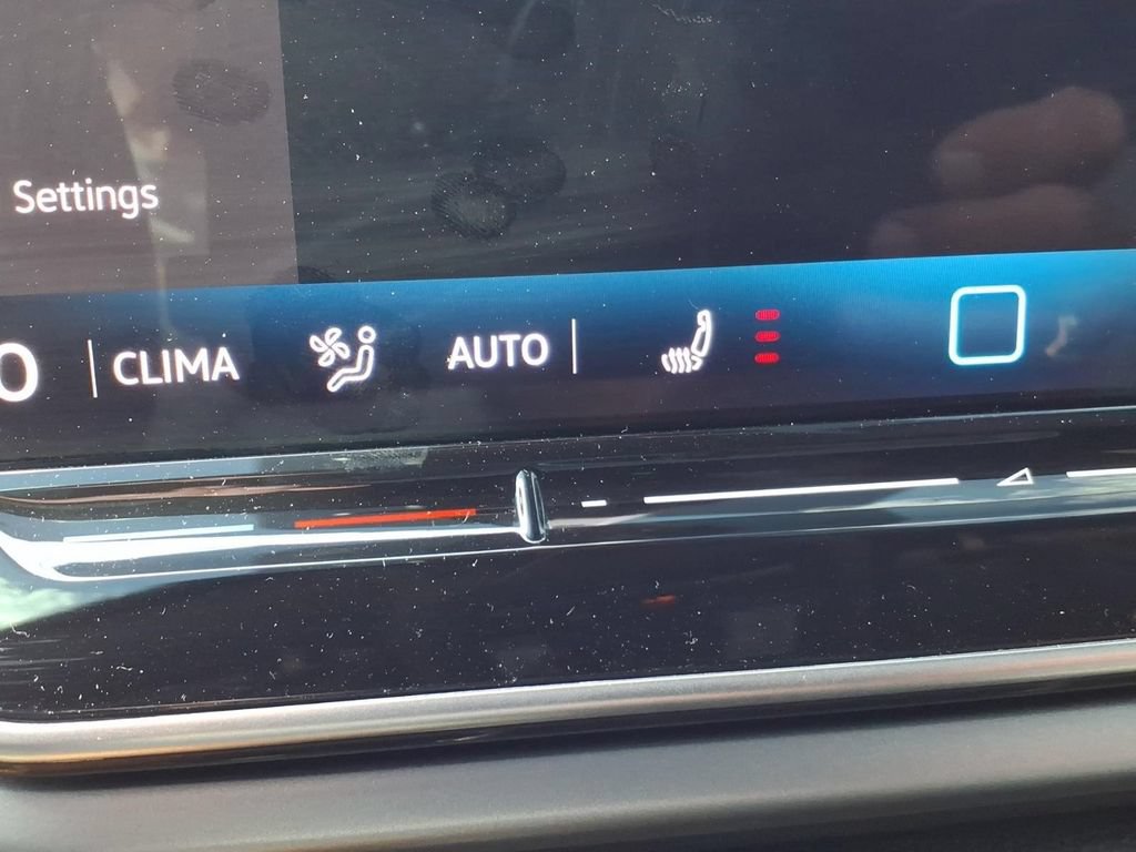 Used 2025 Volkswagen ID.4 Pro RWD image 11