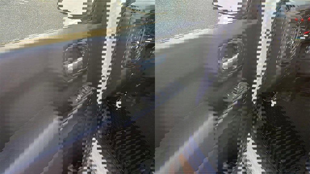 New 2026 Chevrolet Silverado 1500 Custom w/ Turbomax Blackout Package image 12