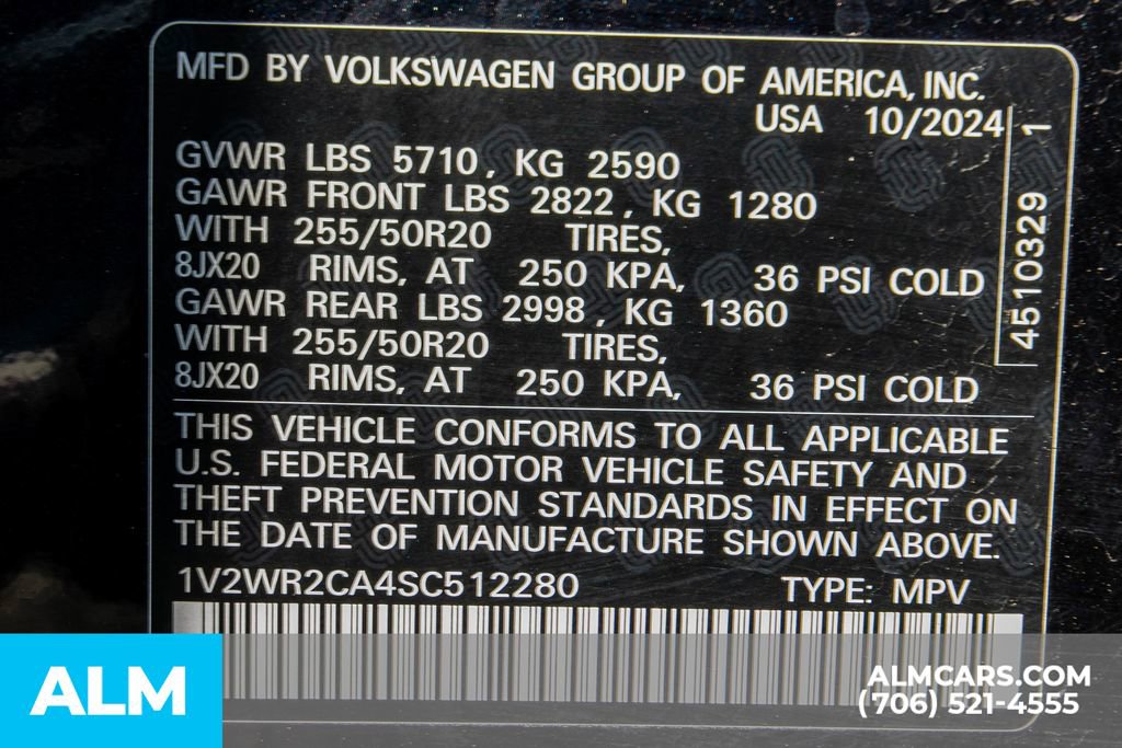 Used 2025 Volkswagen Atlas SE image 31