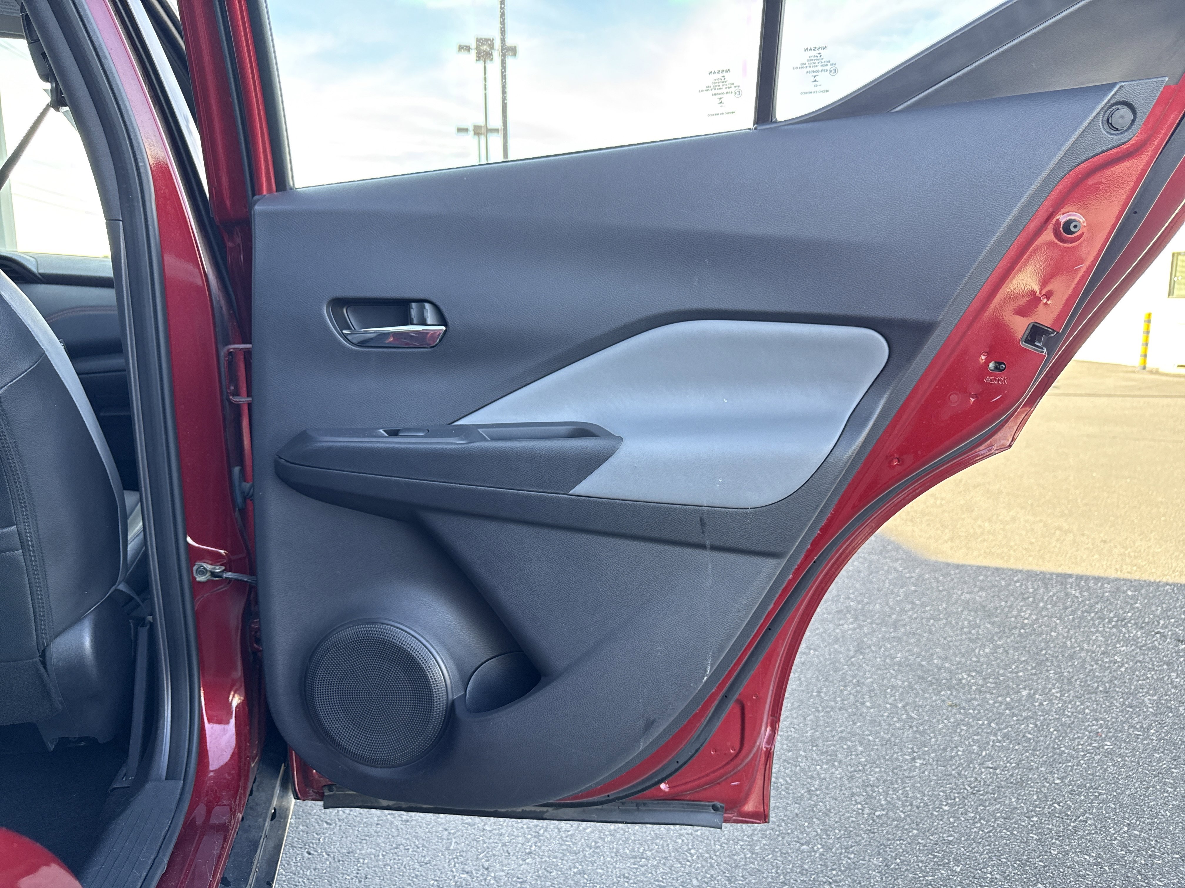 Used 2023 Nissan Kicks SR w/ SR Premium Package image 40