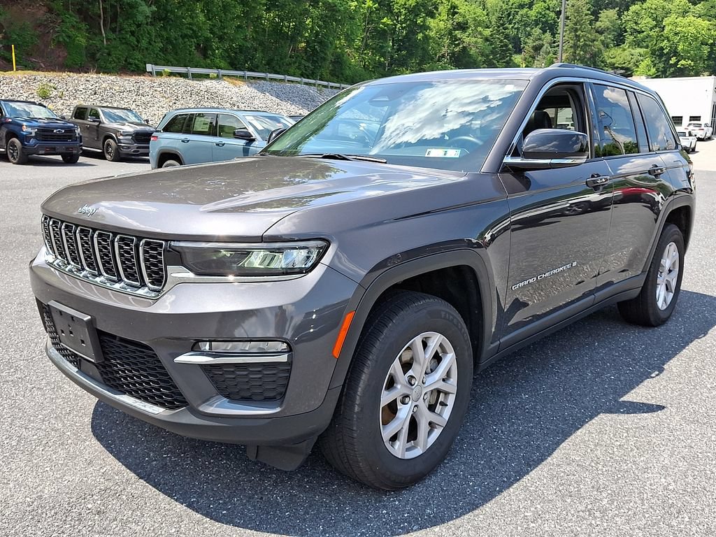 Used 2022 Jeep Grand Cherokee Limited AWD/4WD image 6