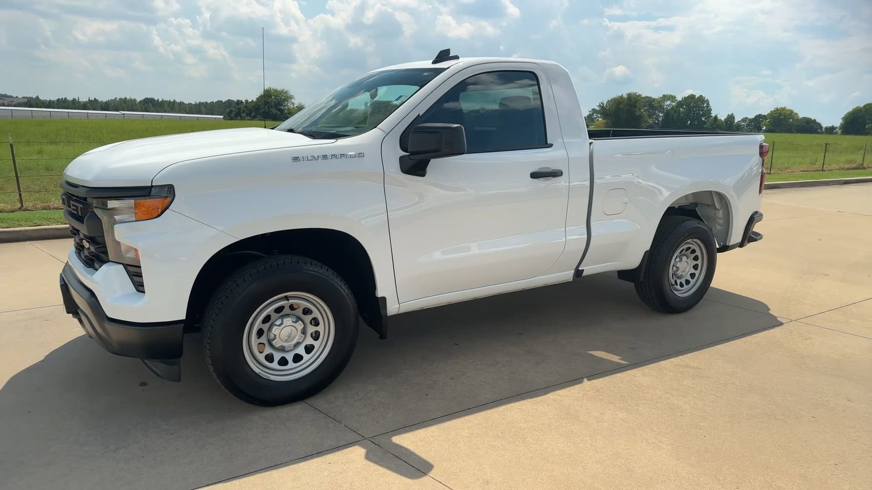 Used 2024 Chevrolet Silverado 1500 W/T w/ Trailering Package RWD image 5