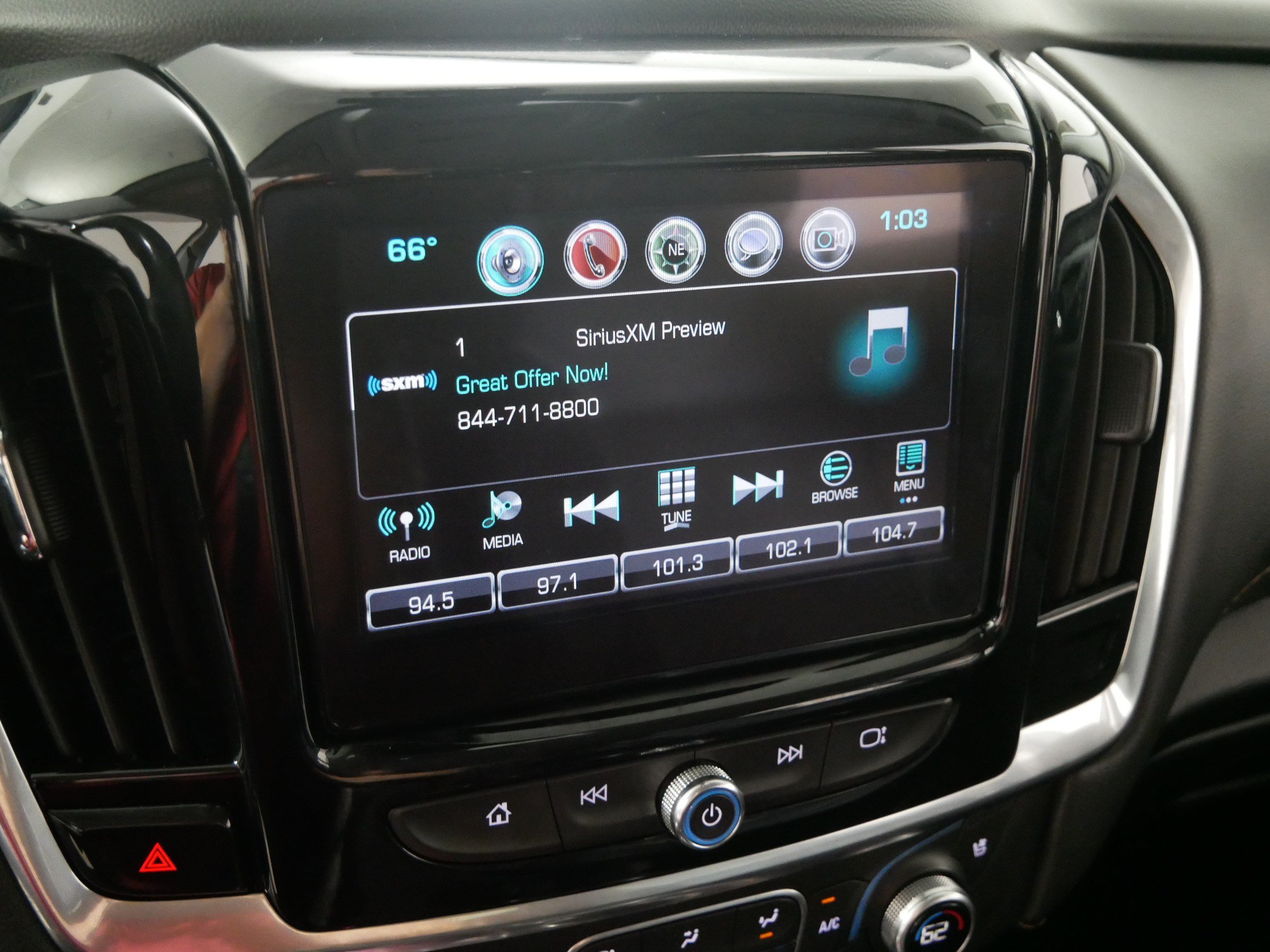 Used 2019 Chevrolet Traverse Premier AWD/4WD image 22