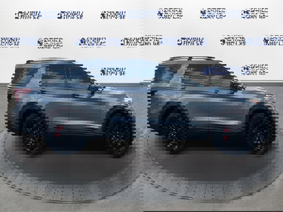 Used 2021 Ford Explorer ST w/ Equipment Group 401A image 8
