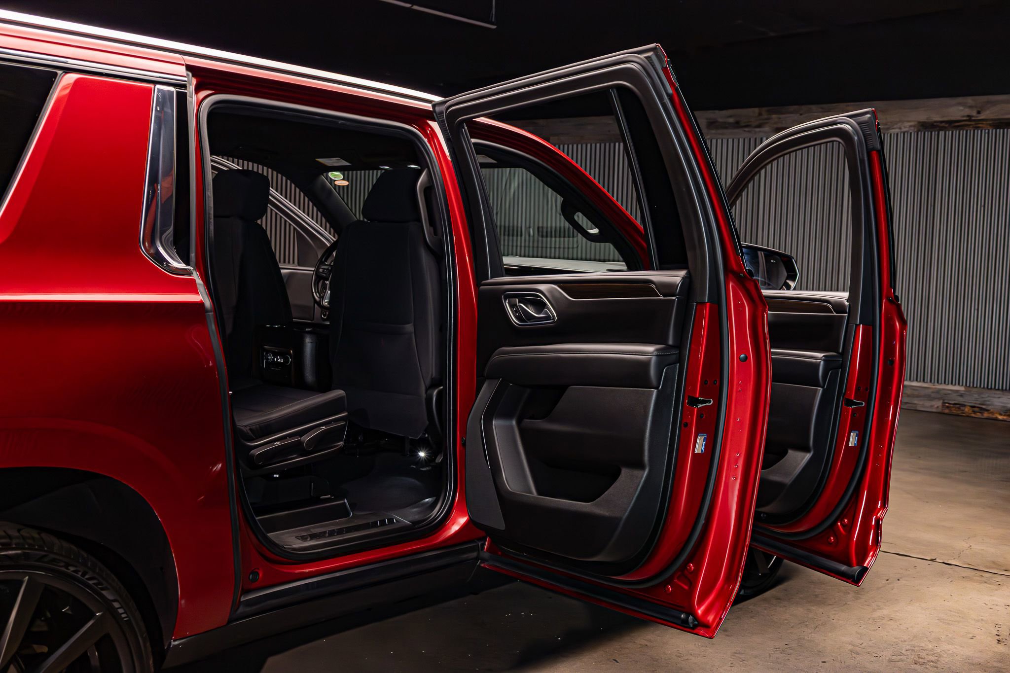 Used 2022 GMC Yukon XL SLE w/ Gmc Pro Safety Plus Package image 27