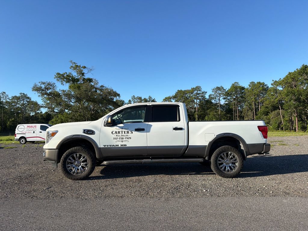 Used 2018 Nissan Titan Platinum Reserve w/ Platinum Utility Package AWD/4WD image 2