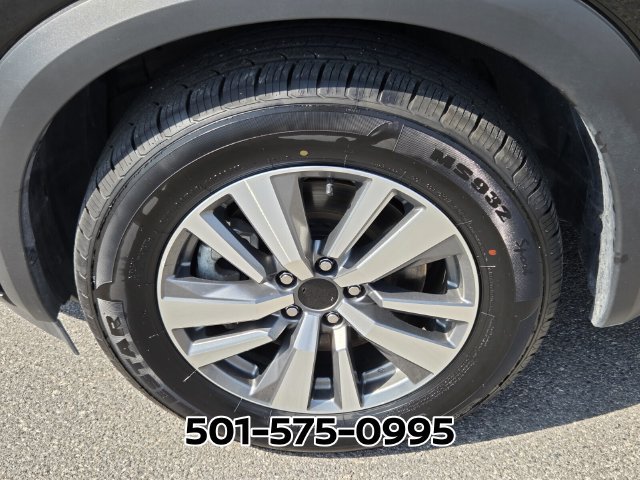 Used 2025 Nissan Pathfinder SL AWD/4WD image 20