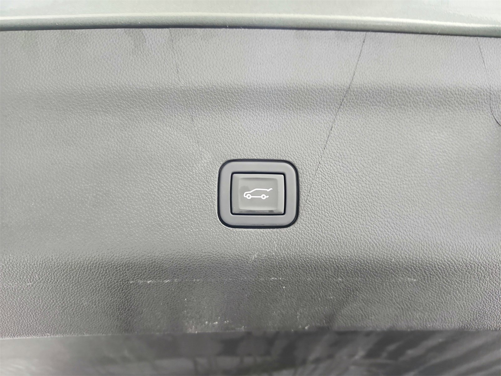 Used 2023 Chevrolet Tahoe Premier image 51