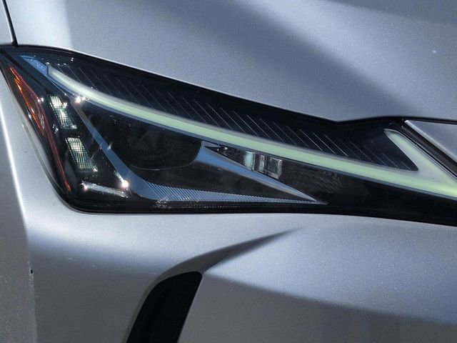 Used 2020 Lexus UX 250h w/ Premium Package image 16