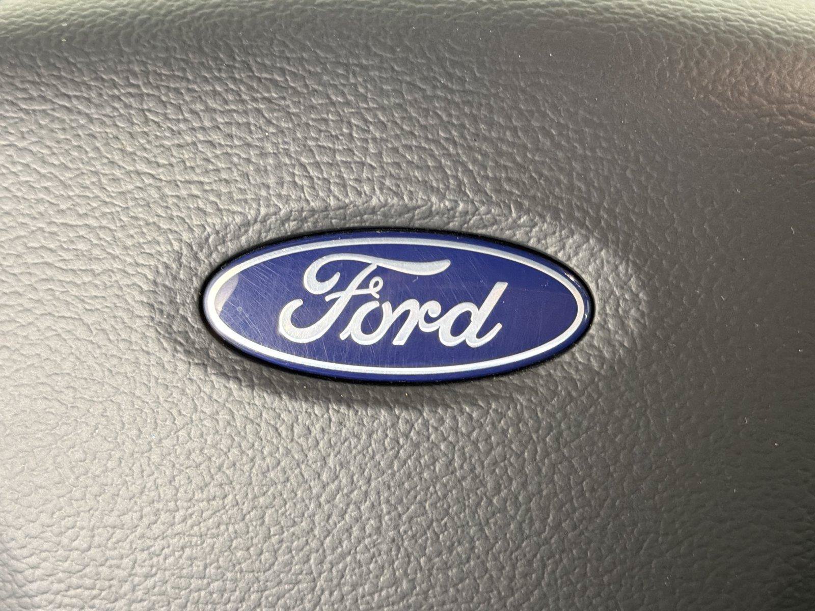Used 2022 Ford F250 Lariat w/ Black Appearance Package AWD/4WD image 23