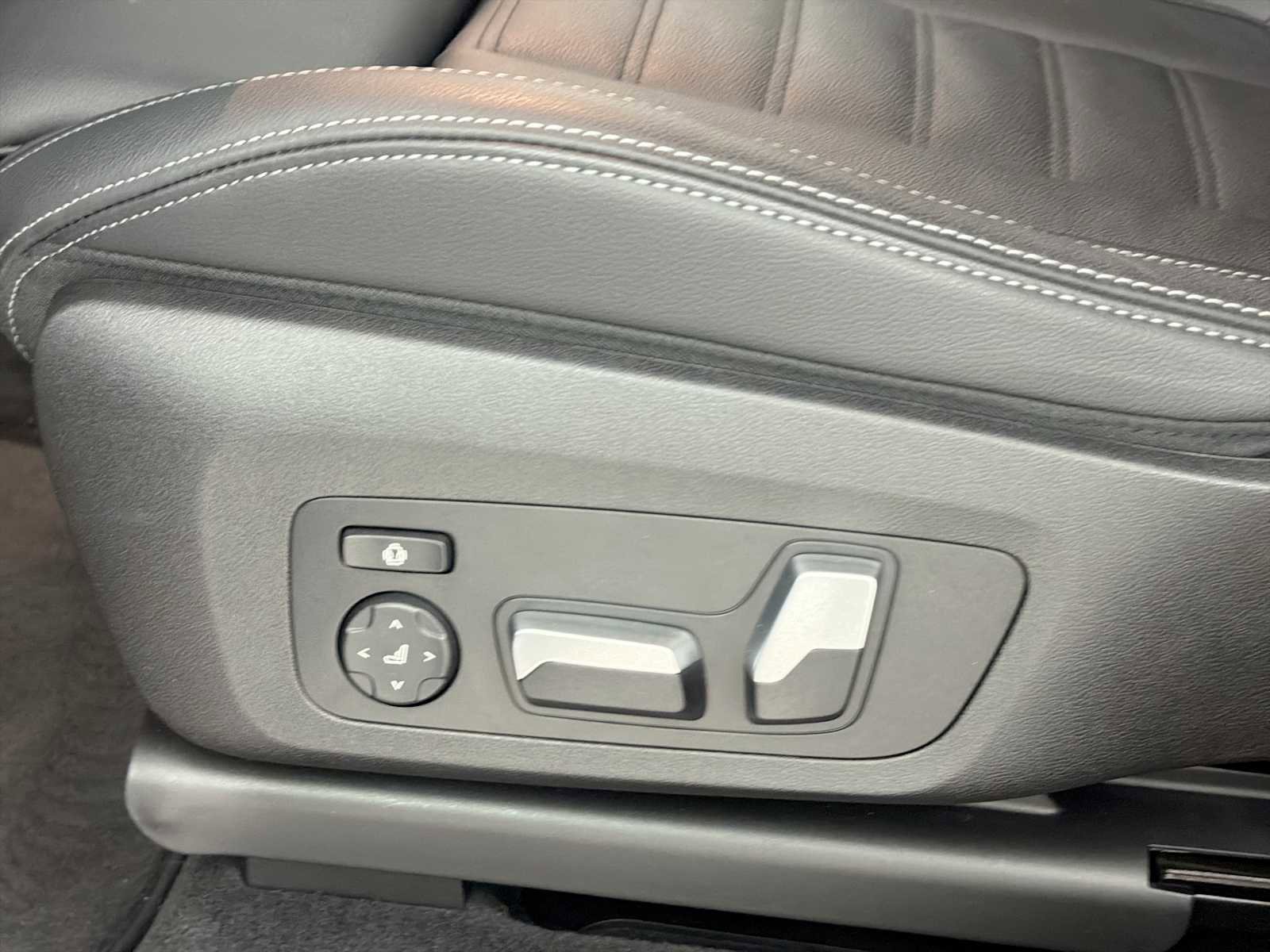 Used 2021 BMW X3 xDrive30i w/ Convenience Package image 14