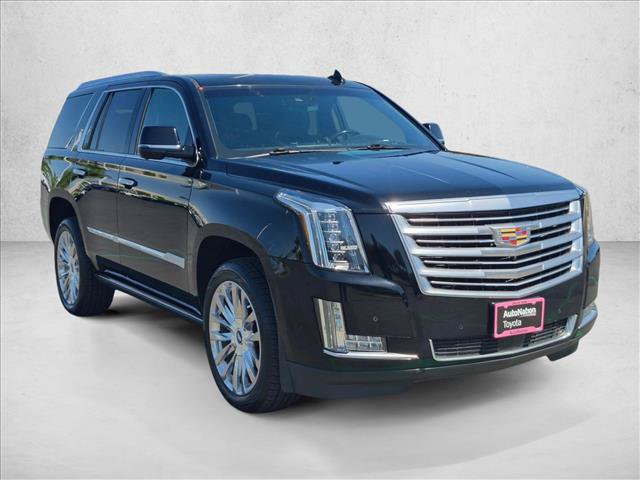 Used 2019 Cadillac Escalade Platinum AWD/4WD image 3