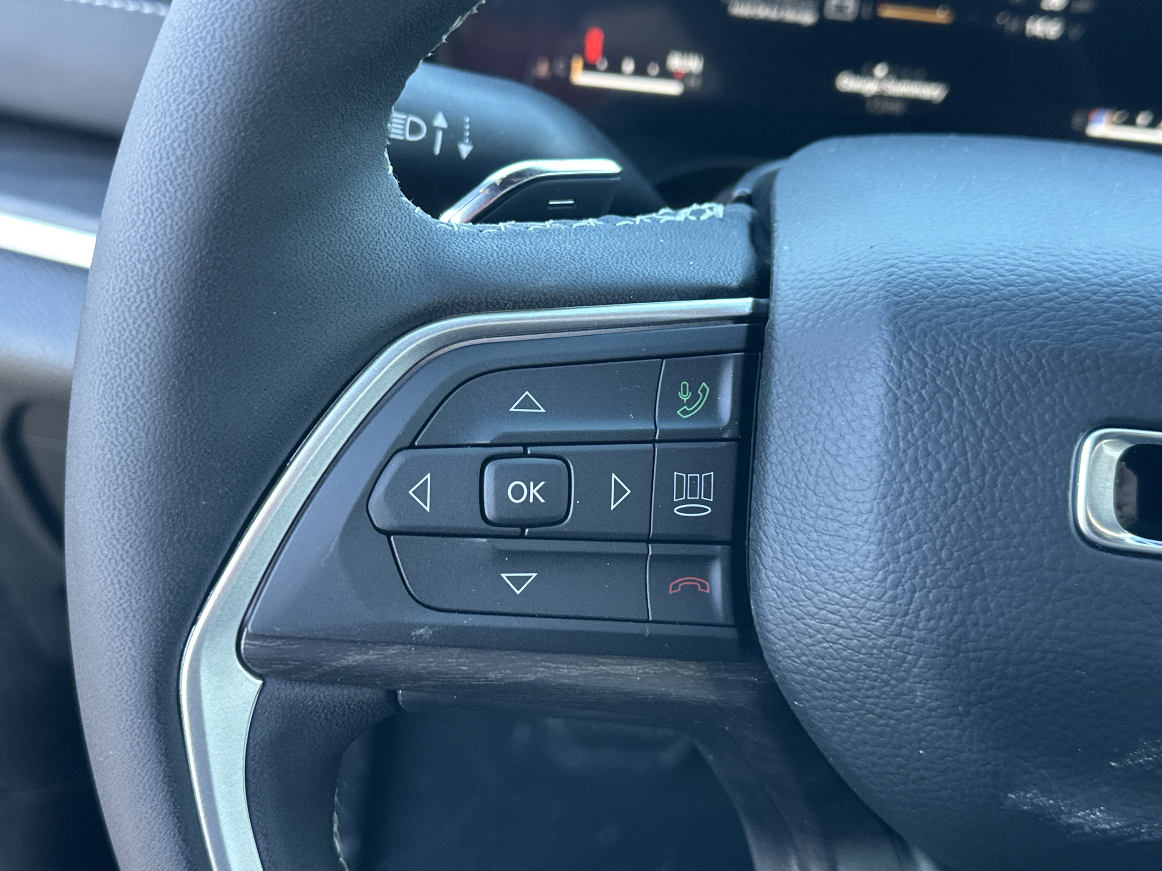 New 2026 Jeep Grand Cherokee Limited Reserve image 12