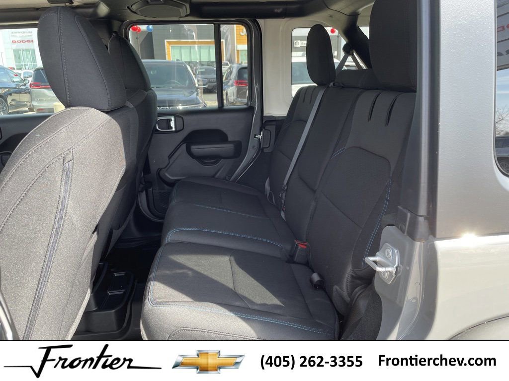 New 2023 Jeep Wrangler Unlimited Rubicon 4xe w/ Cold Weather Group image 16