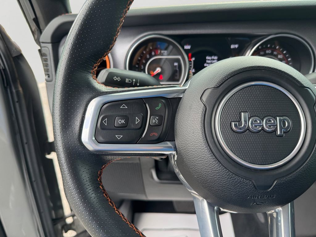 Used 2020 Jeep Gladiator Mojave AWD/4WD image 21