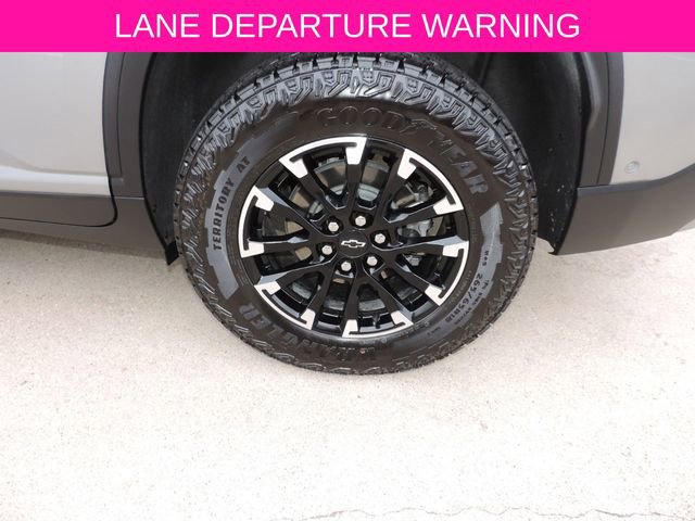 Used 2025 Chevrolet Traverse Z71 AWD/4WD image 13