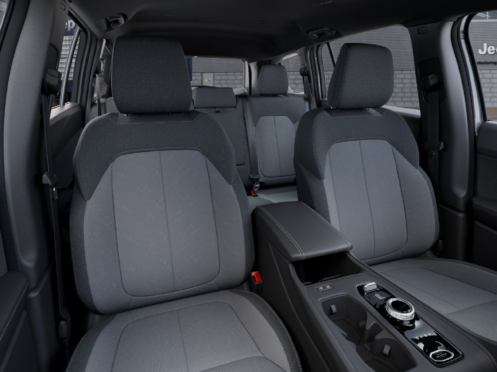 New 2027 Jeep Cherokee Laredo AWD/4WD image 17