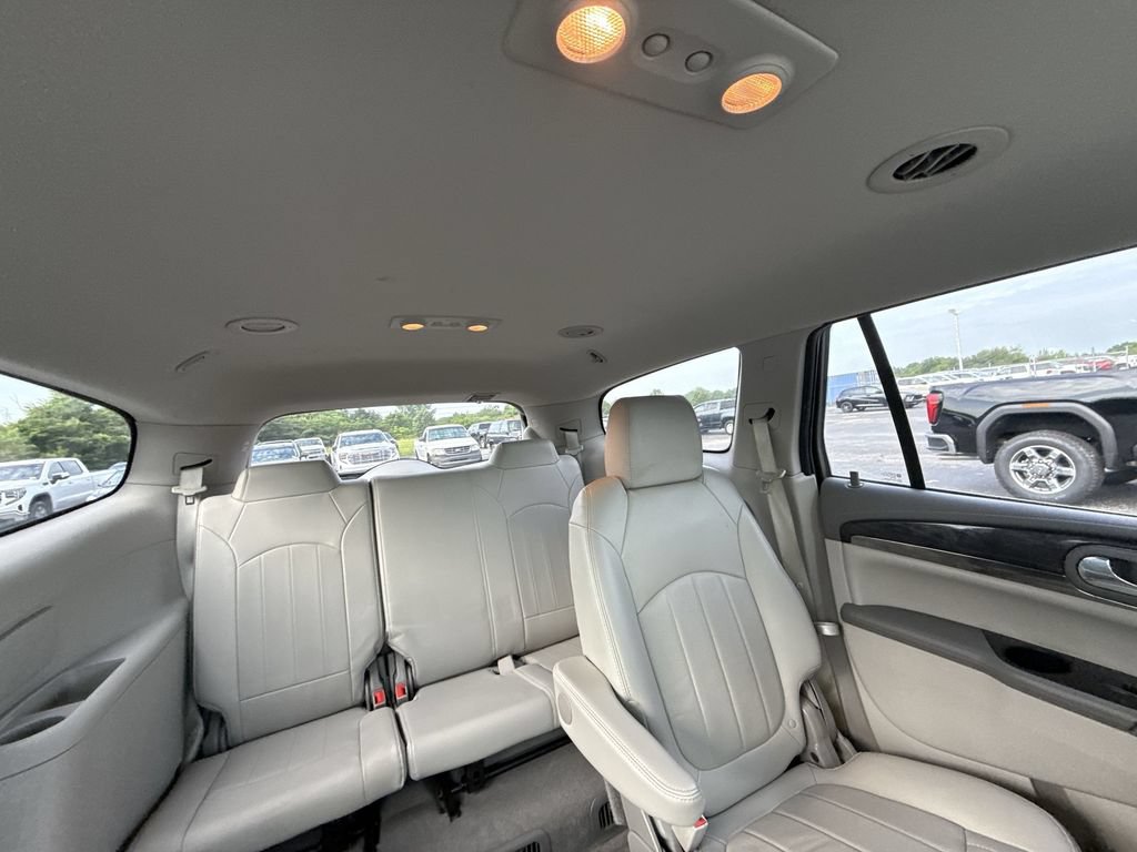 Certified 2017 Buick Enclave Leather w/ Trailering Package FWD image 32