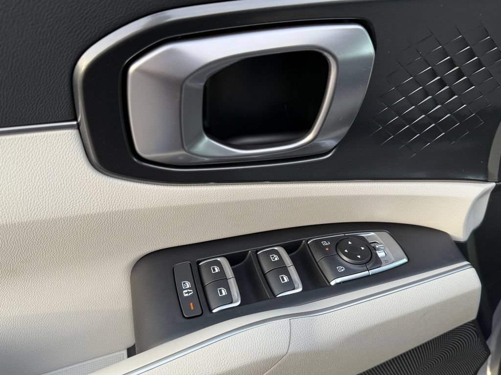New 2026 Kia Sorento S w/ S Panoramic Sunroof Package FWD image 11
