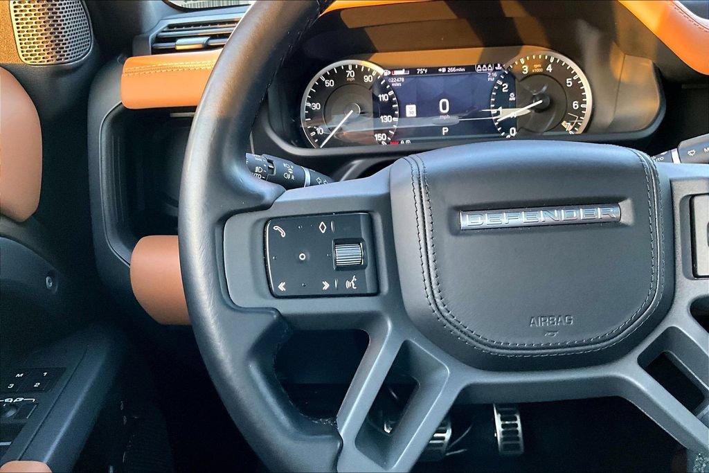 Certified 2023 Land Rover Defender 110 X AWD/4WD image 11