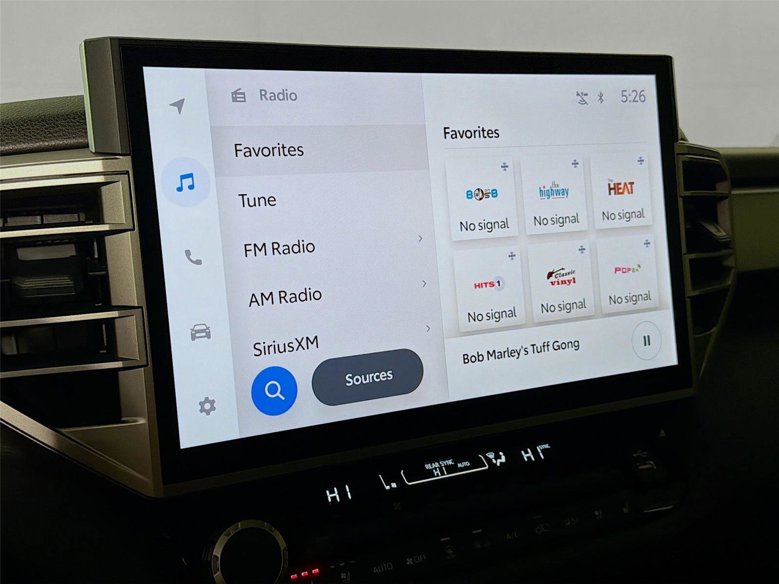 Used 2025 Toyota Sequoia Limited AWD/4WD image 15