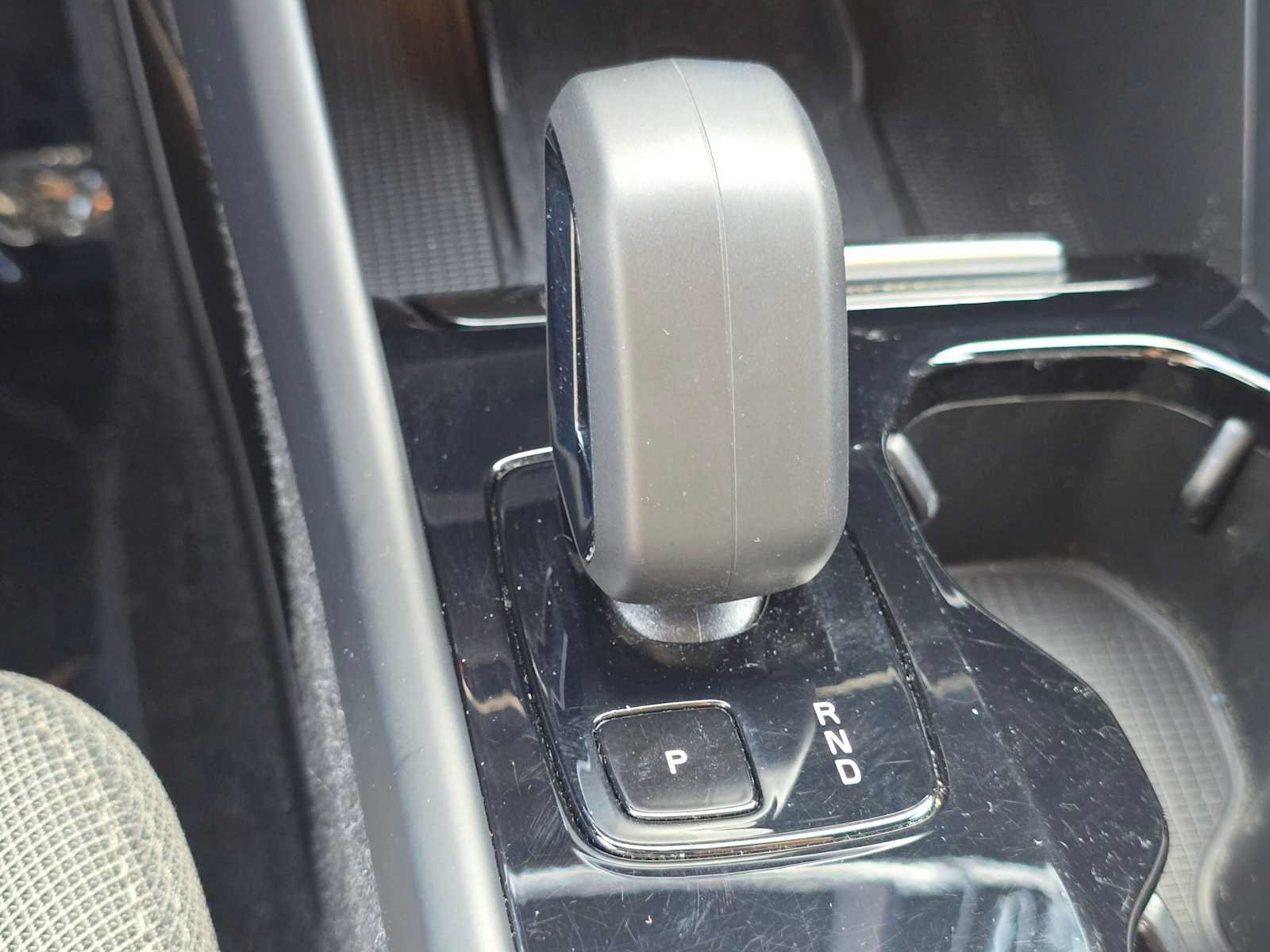 Certified 2023 Volvo XC40 Recharge Core w/ Protection Package Premier AWD/4WD image 31